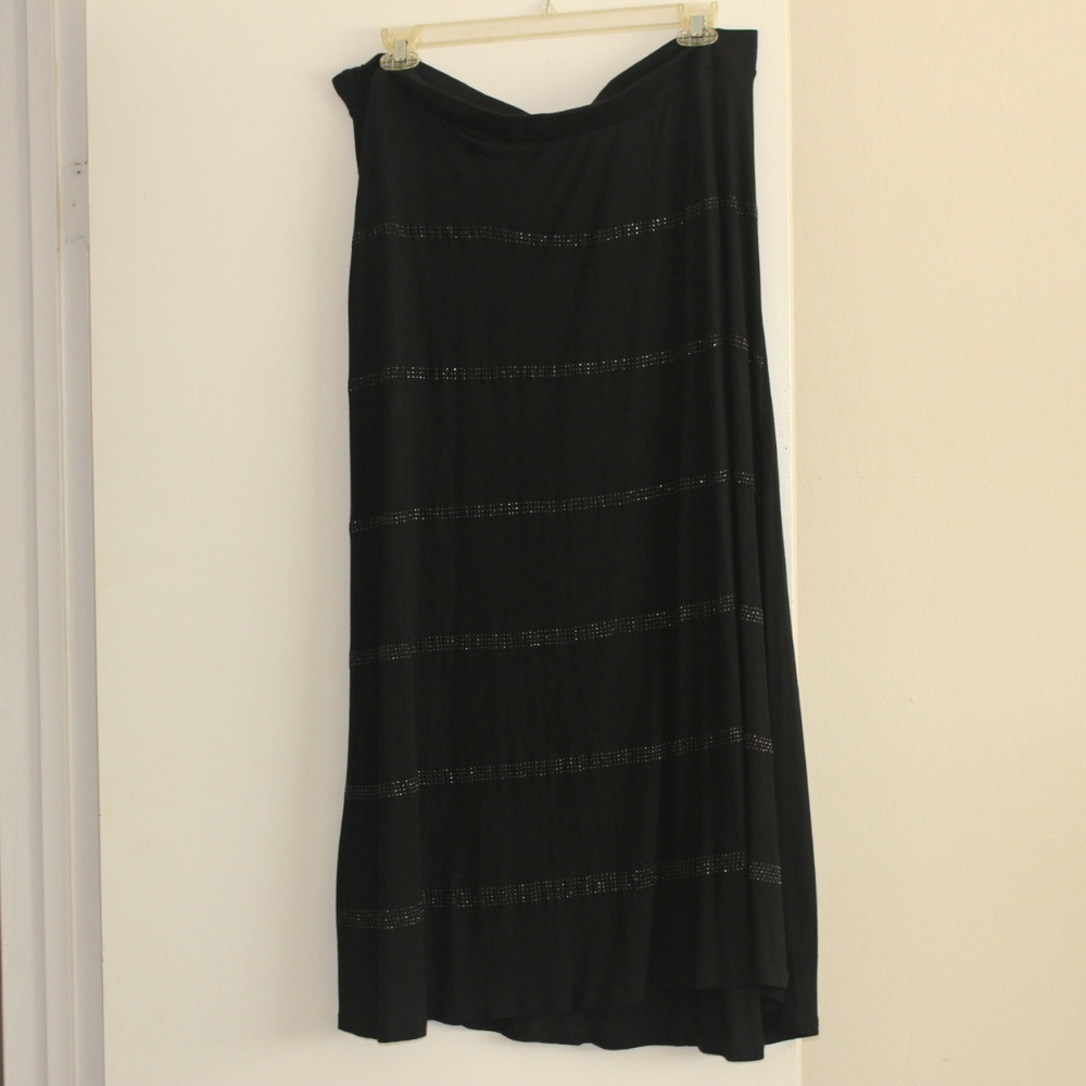 Black skirt with sparkle beads